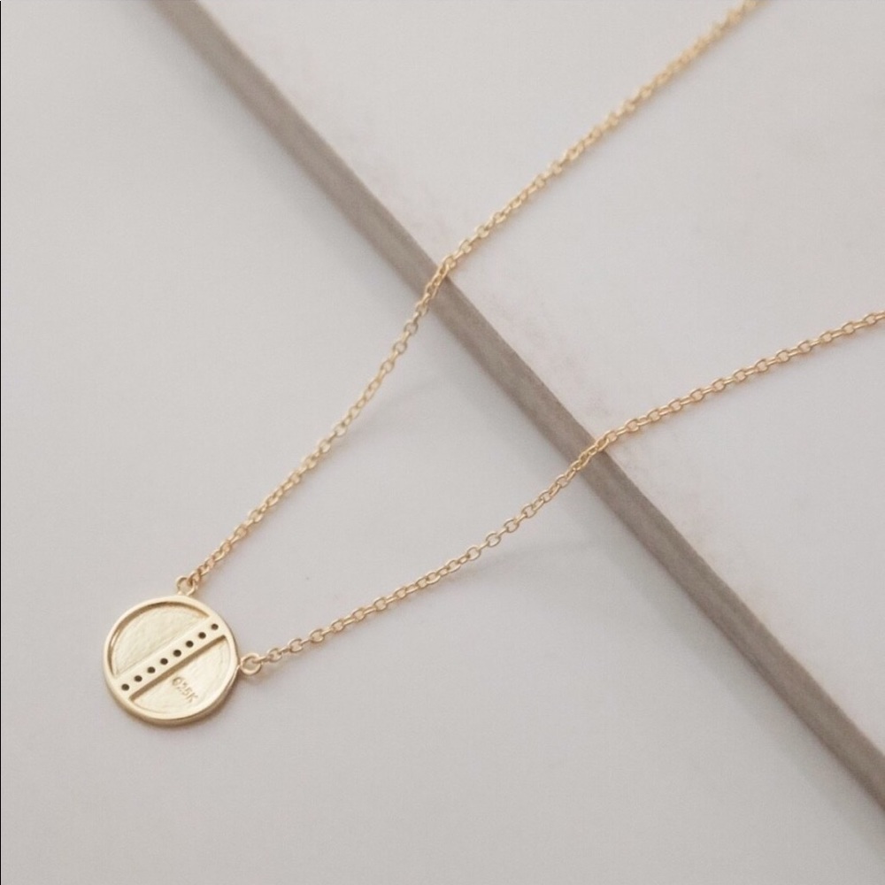 Gold Hammered Pendant | 925 Silver - Picture 6 of 8